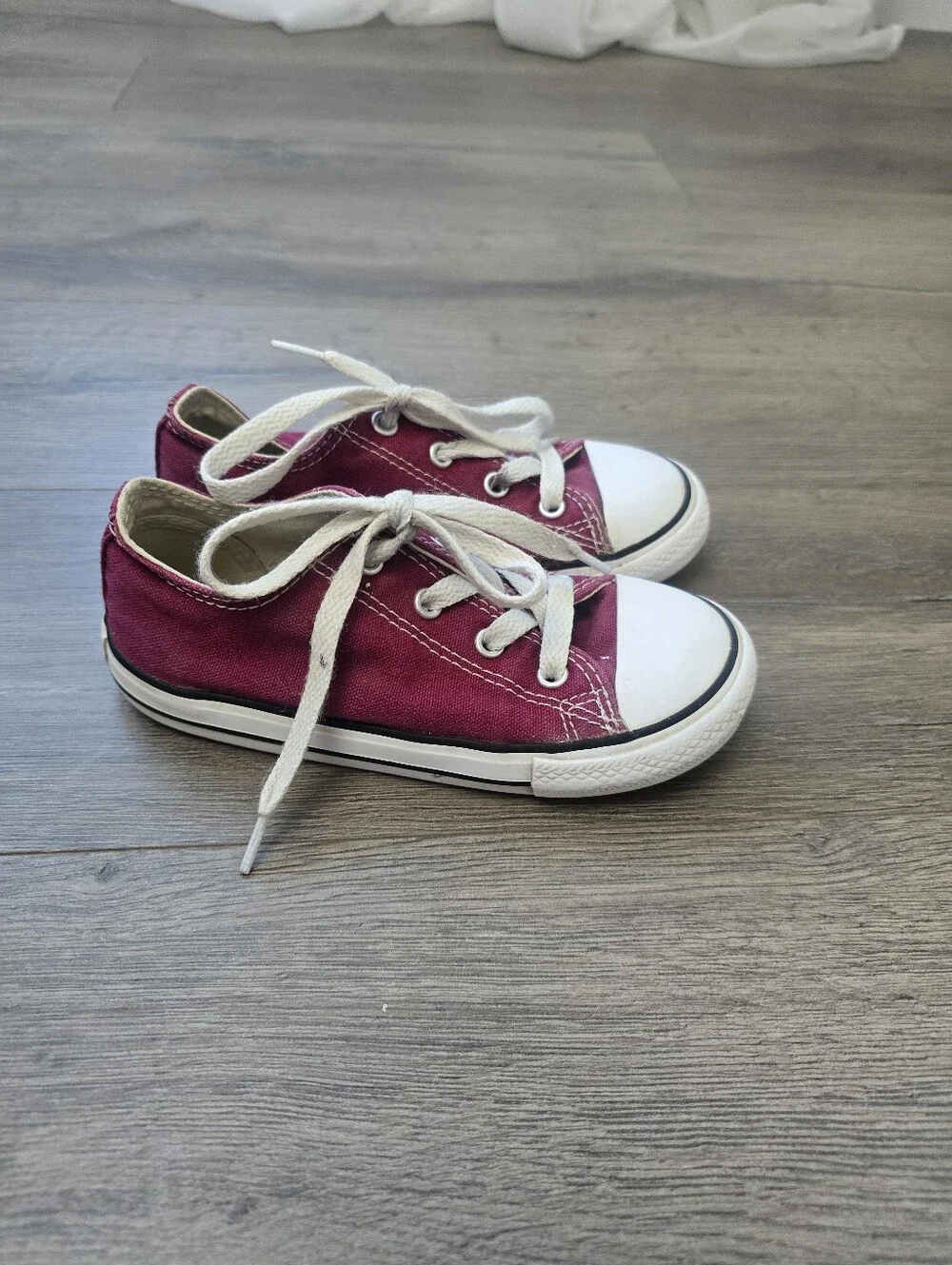 Converse Chuck Taylor All- Star Low Top Sneakers Toddler Size 10 Back To School